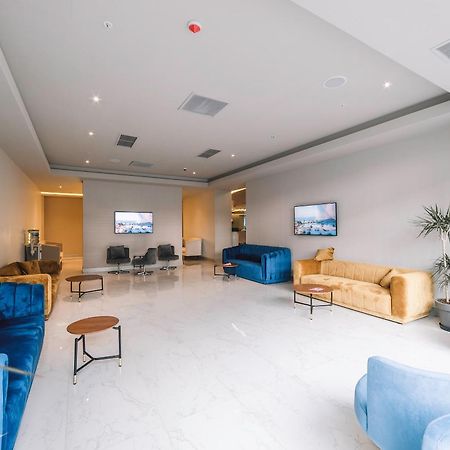 Grand City Real Estate Apartment บาทูมิ ภายนอก รูปภาพ